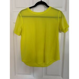 Lululemon athletic top sz small electric